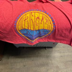 Men’s wrangler shirt